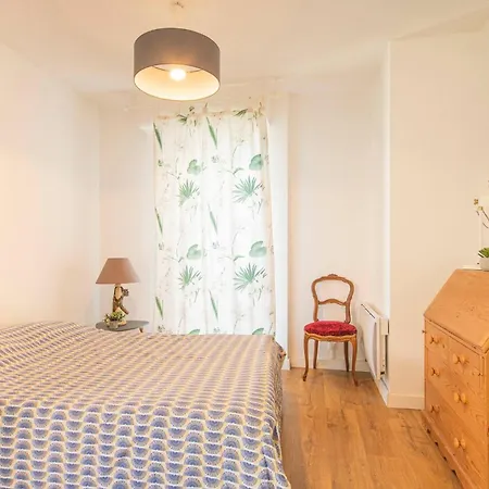 Cosy Proche Apartment *